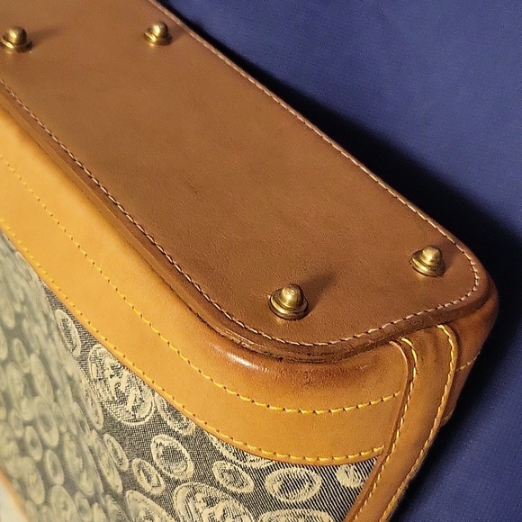 Dooney & Bourke Bubble Logo Print w/Dustbag - Picture 4 of 15